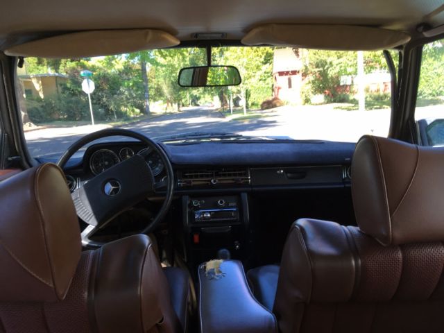 1975 Mercedes-Benz 200-Series - photo 7