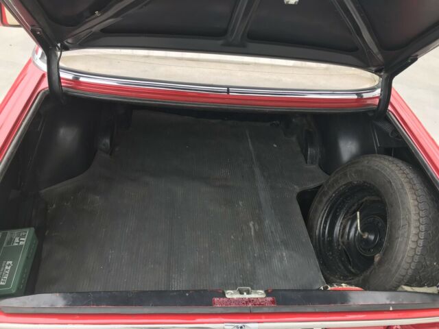 1975 Mercedes-Benz 200-Series Good - photo 13