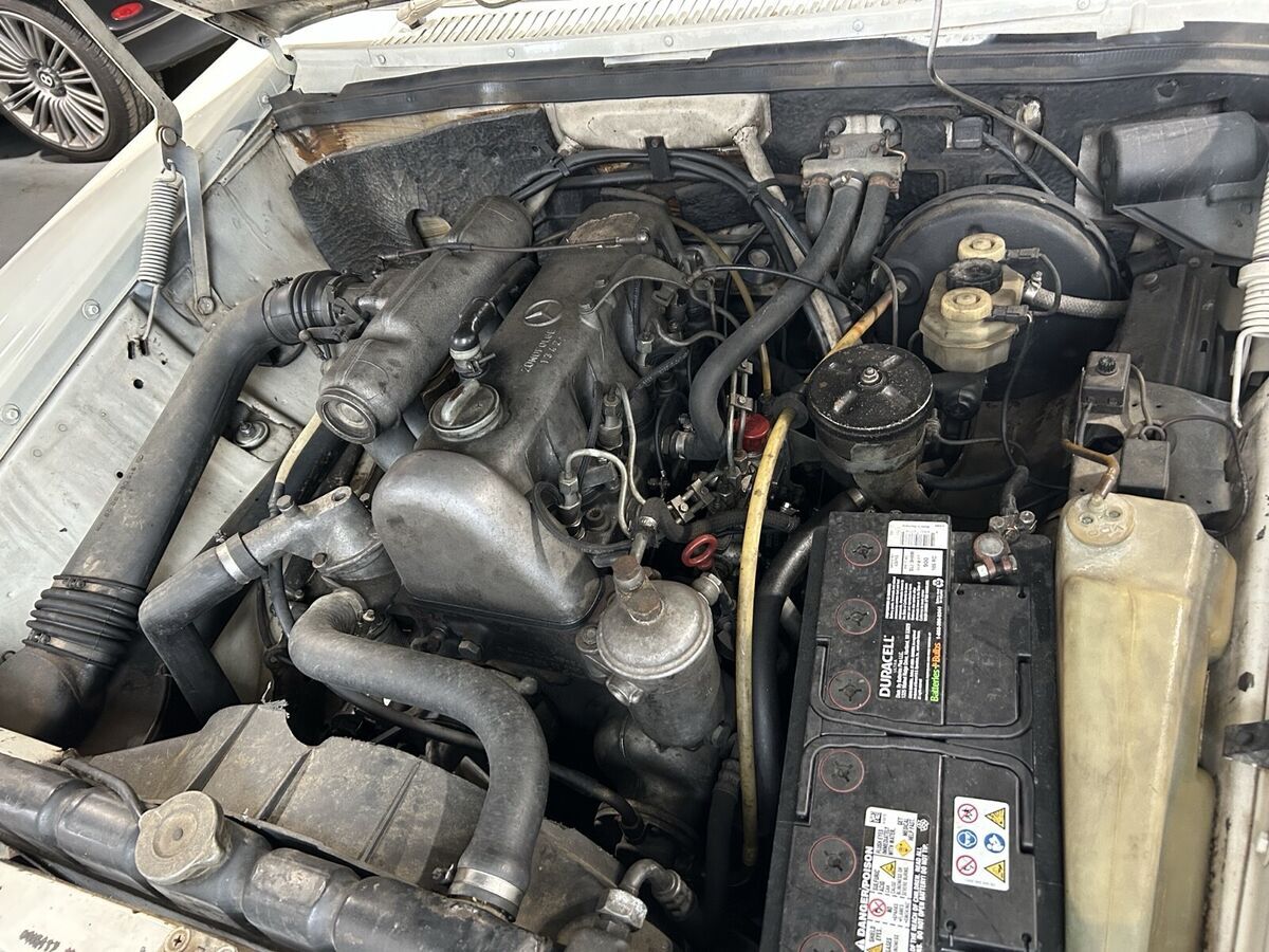1975 Mercedes-Benz 240 D euro - photo 7