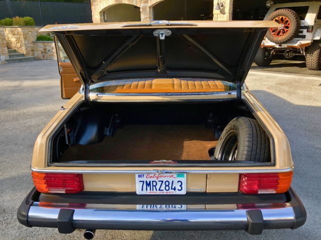 1975 Mercedes-Benz 200-Series 114 - photo 4