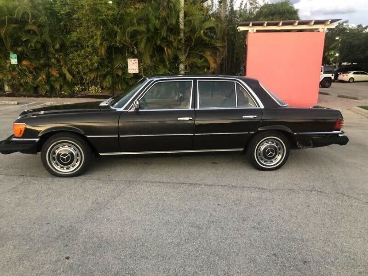 1975 Mercedes-Benz 200-Series 280S - photo 11