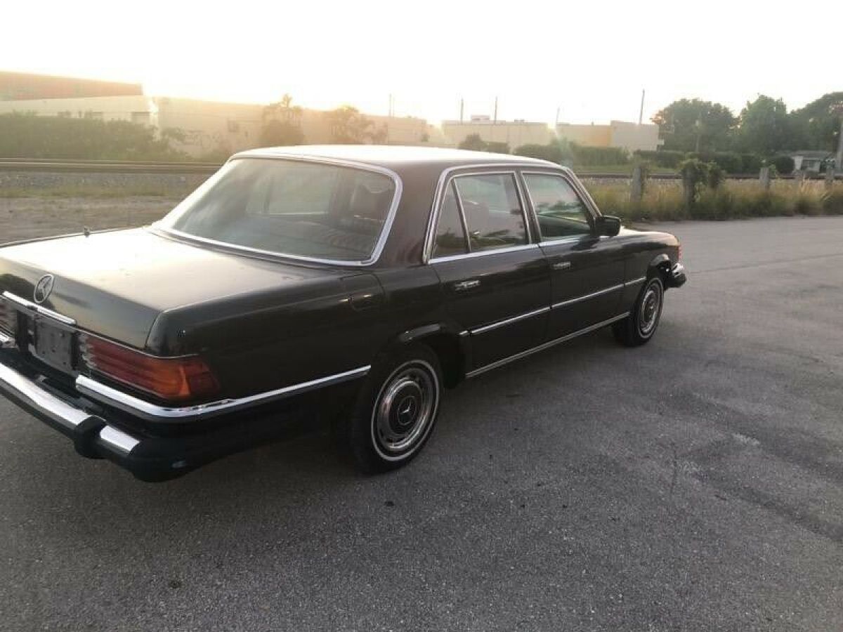 1975 Mercedes-Benz 200-Series 280S - photo 6