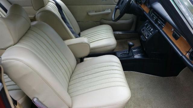 1975 Mercedes-Benz 200-Series - photo 11