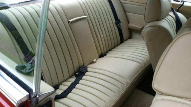1975 Mercedes-Benz 200-Series - photo 12