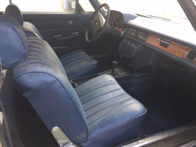 1975 Mercedes-Benz 200-Series 280C - photo 10