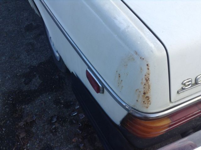 1975 Mercedes-Benz 300-Series Base Sedan 4-Door - photo 7