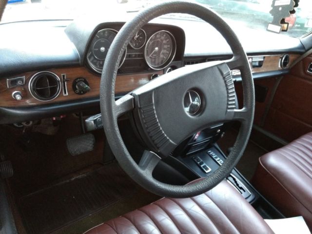 1975 Mercedes-Benz 300-Series - photo 10