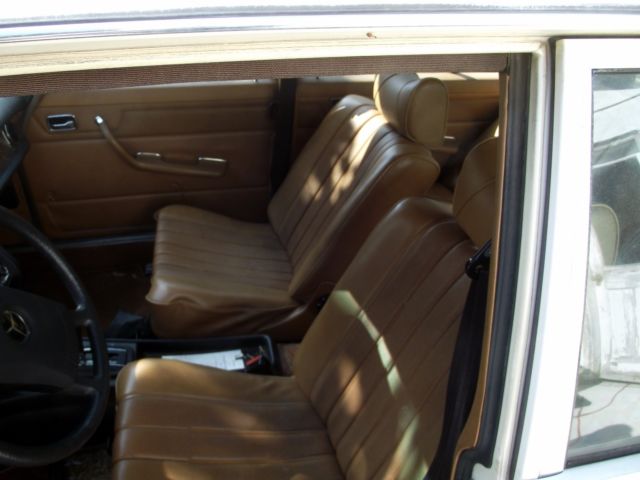 1975 Mercedes-Benz 300-Series - photo 7