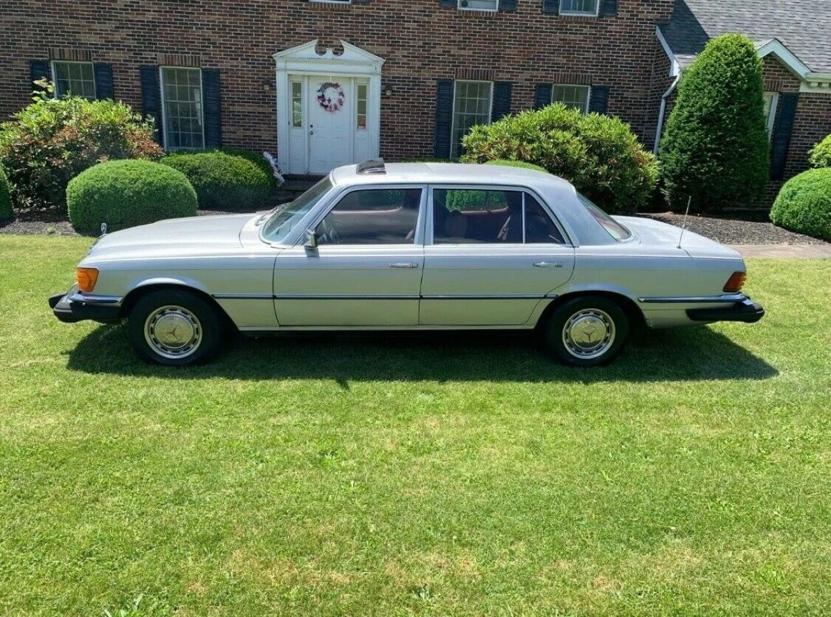 1975 Mercedes-Benz 400-Series - photo 3