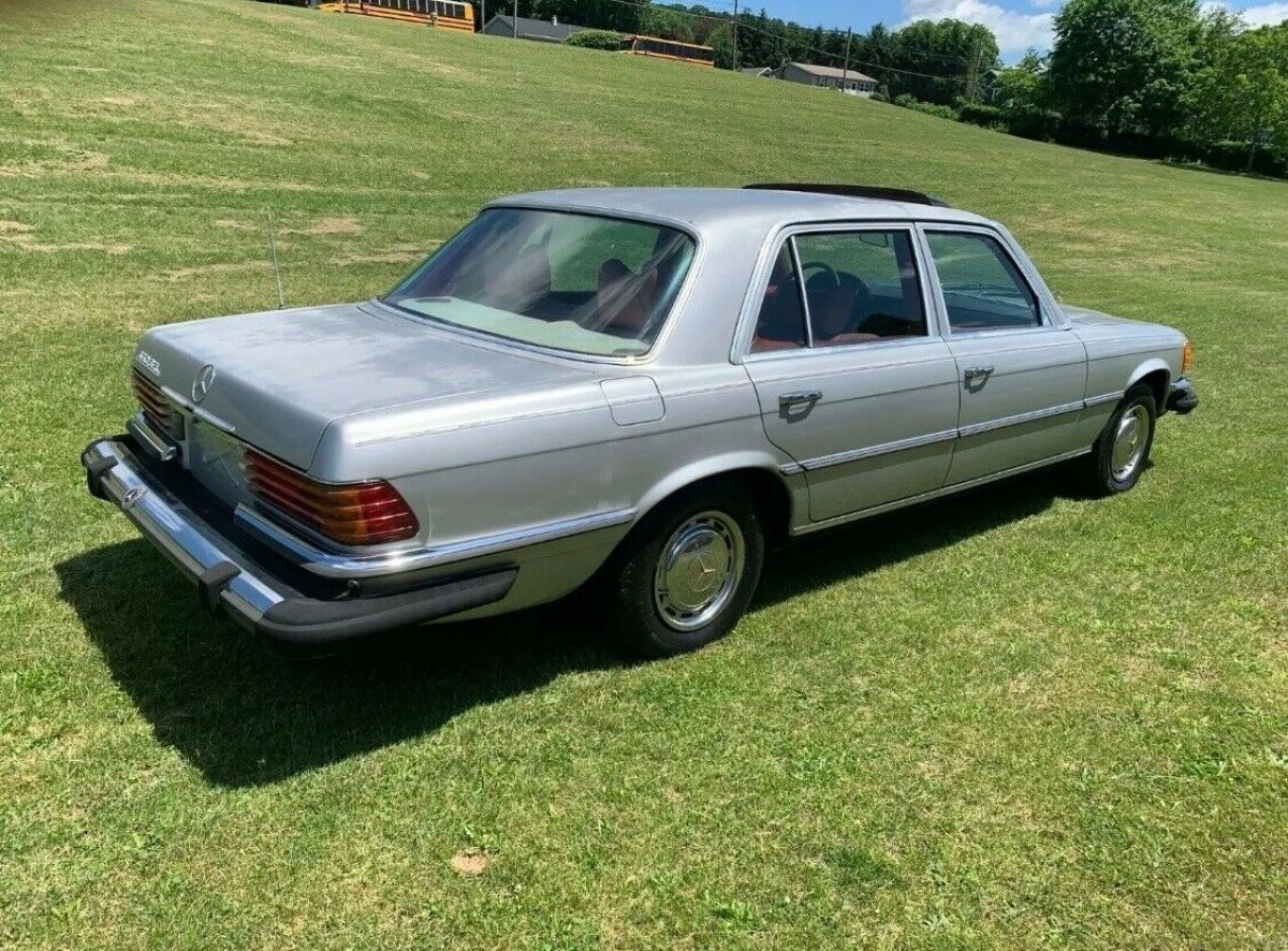 1975 Mercedes-Benz 400-Series - photo 7