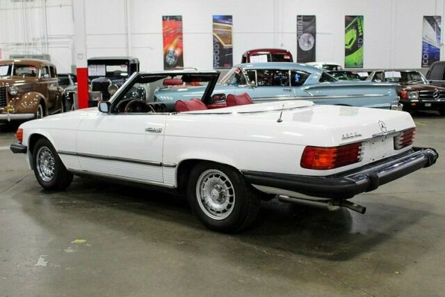 1975 Mercedes-Benz SL-Class -- - photo 3