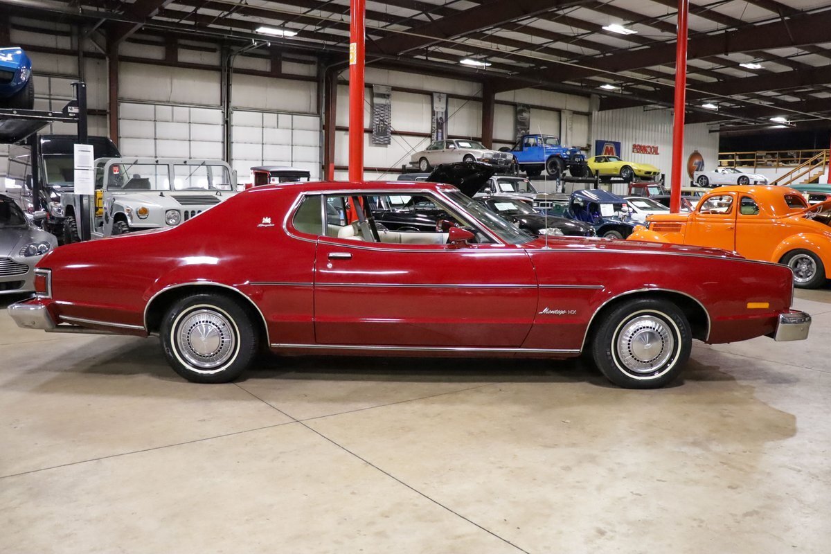 1975 Mercury Montego MX Brougham - photo 11