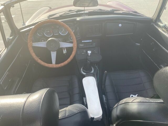 1975 MG MGB 2 door convertible - photo 10