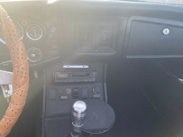 1975 MG MGB 2 door convertible - photo 12