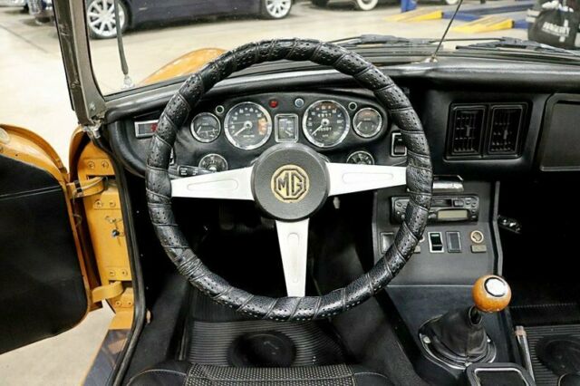 1975 MG MGB - photo 12