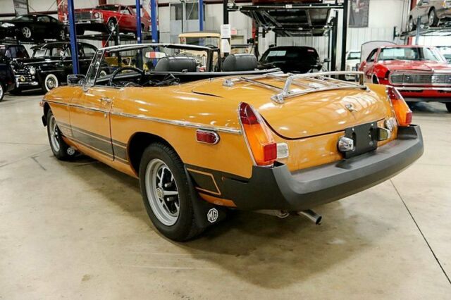 1975 MG MGB - photo 3