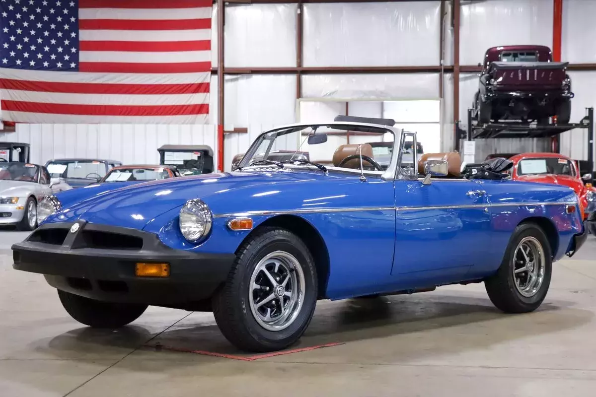 1975 MG B 93580 Miles Tahiti Blue Convertible 1.8L I4 4-Speed 1975 MG MGB