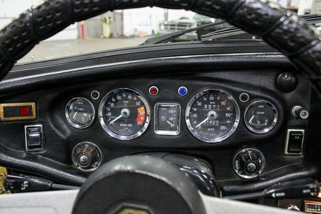1975 MG MGB - photo 12