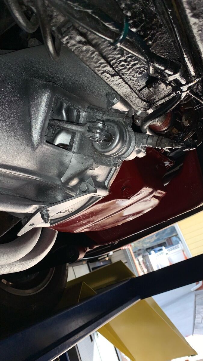 1975 MG MGB Gold Jubilee Roadster # 9 - photo 12