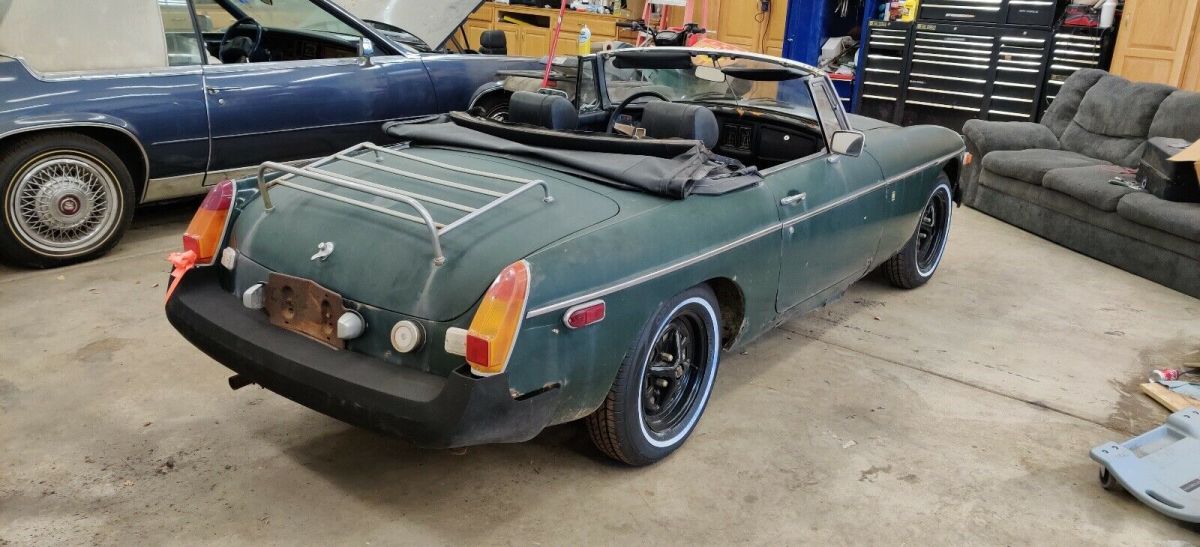 1975 MG MGB - photo 2