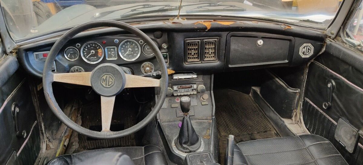 1975 MG MGB - photo 8