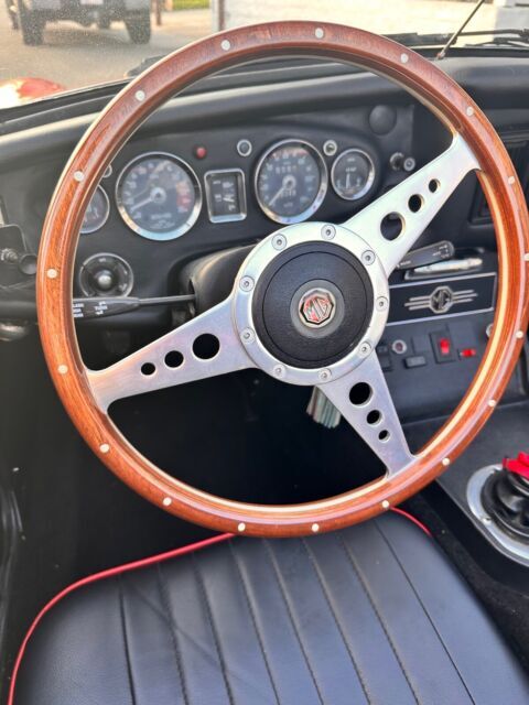 1975 MG MGB - photo 10