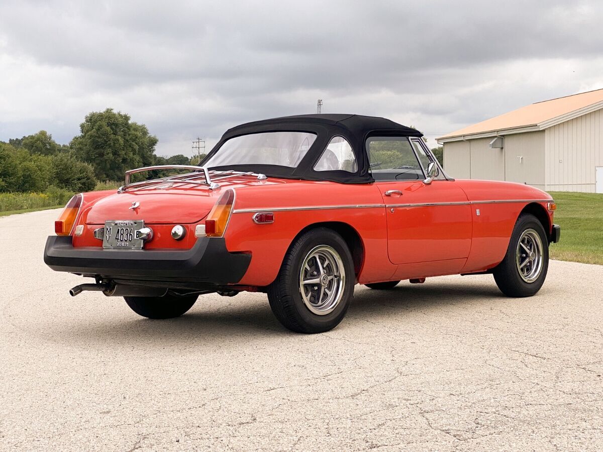 1975 MG MGB - photo 3