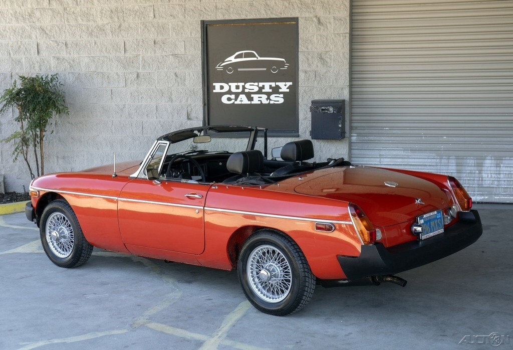 1975 MG MGB Roadster - photo 3