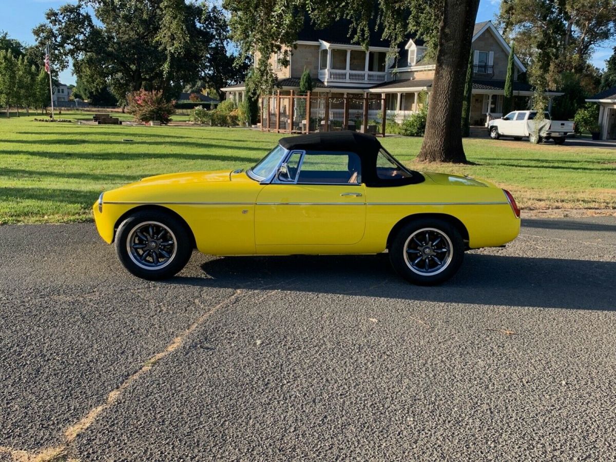 1975 MG MGB - photo 4