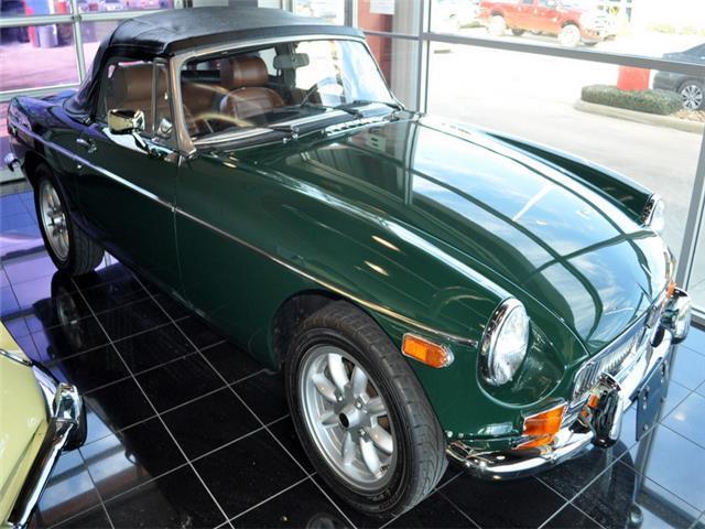 1975 MG MGB ROADSTER - photo 2