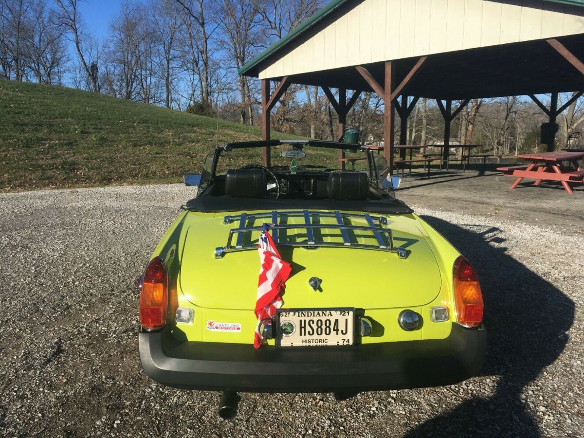 1975 MG MGB Standard - photo 10