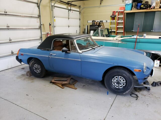 1975 MG MGB - photo 2