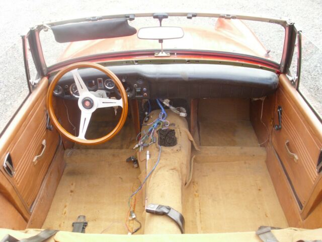 1975 MG Midget convertible - photo 5