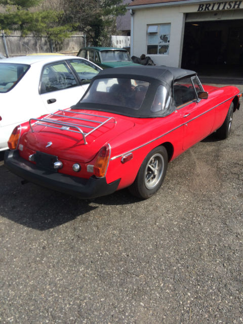 1975 MG MGB - photo 2