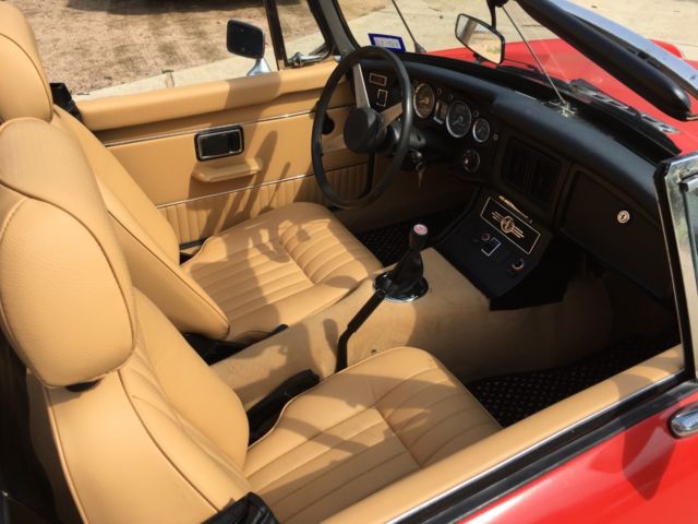 1975 MG MGB Beige - photo 3