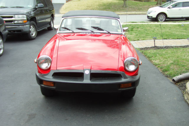 1975 MGB CONVERTIBLE 50TH ANNIVERSARY NO RESERVE 1975 MG MGB CONVERTIBLE
