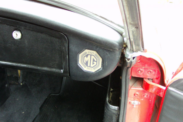 1975 MG MGB CONVERTIBLE - photo 10
