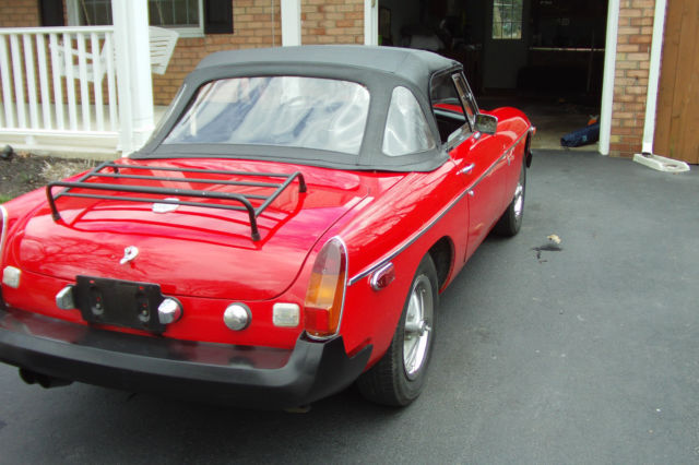 1975 MG MGB CONVERTIBLE - photo 4