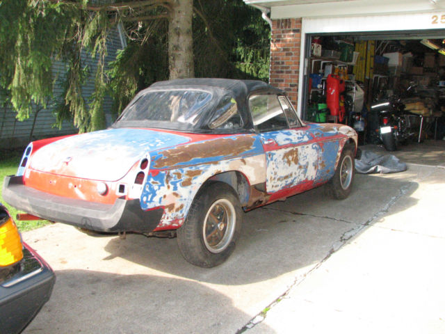 1975 MG MGB - photo 4
