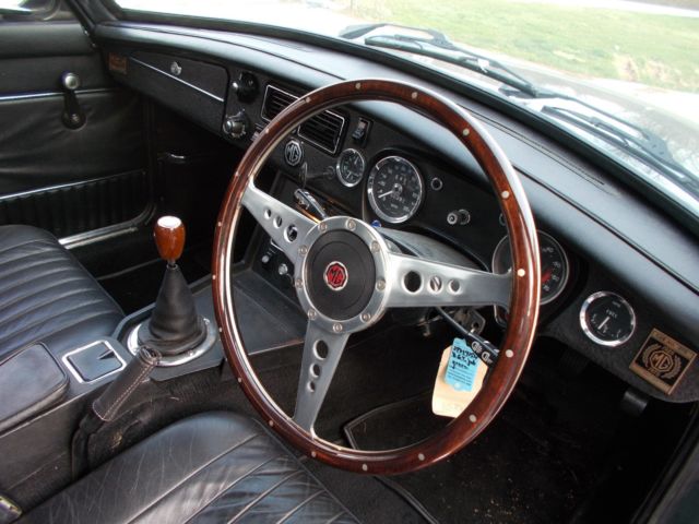 1975 MG MGB - photo 6