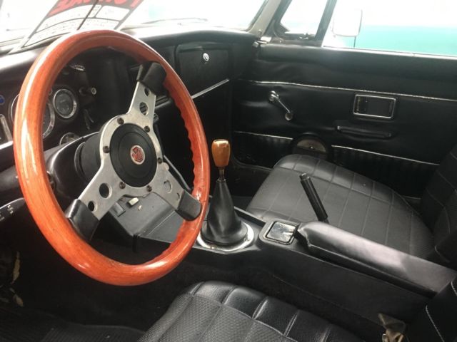 1975 MG MGB - photo 7