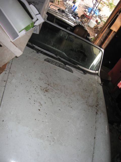 1975 MGB WHITE- Garaged for last 15 years, needs restoration 1975 MG MGB