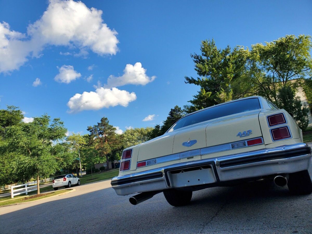 1975 Oldsmobile Cutlass 5.7 442 - photo 5