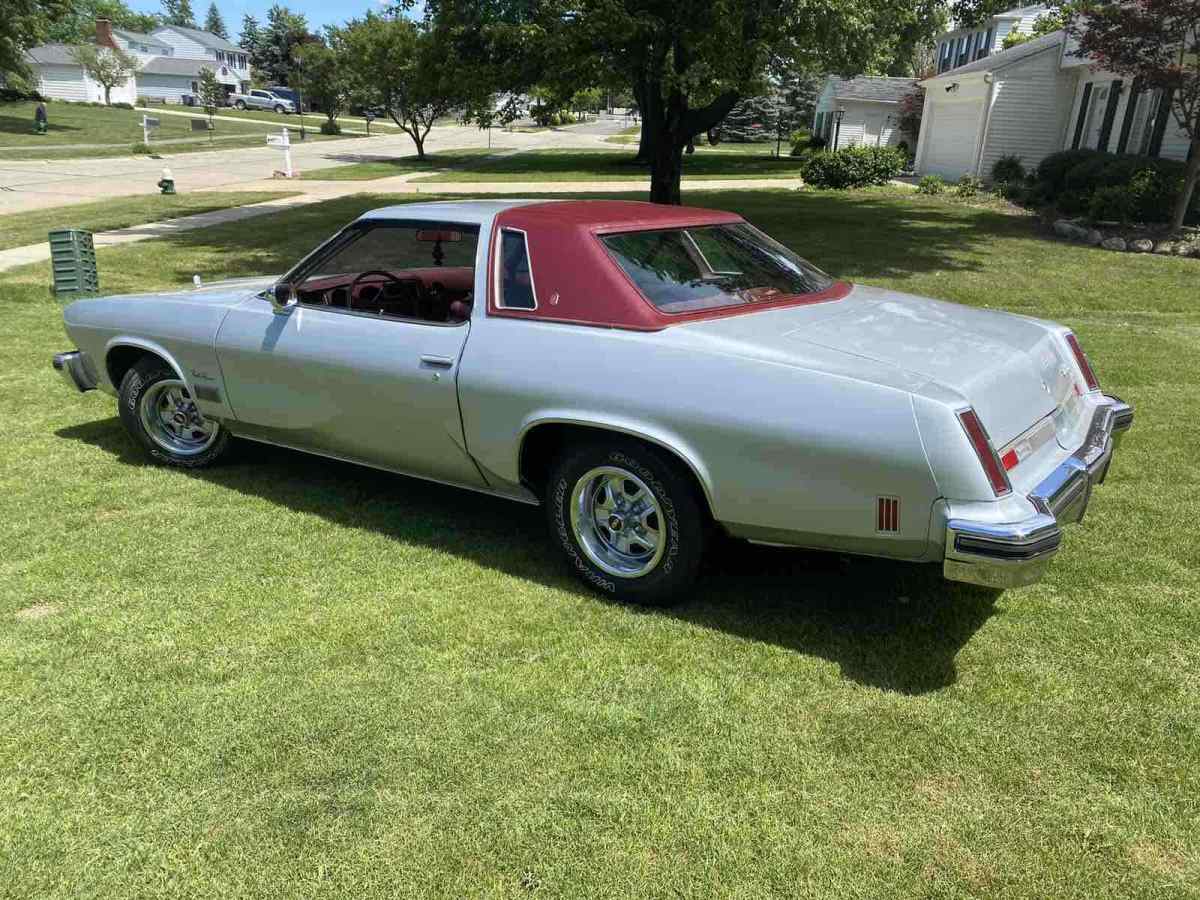 1975 Oldsmobile Cutlass Suspreme - photo 8