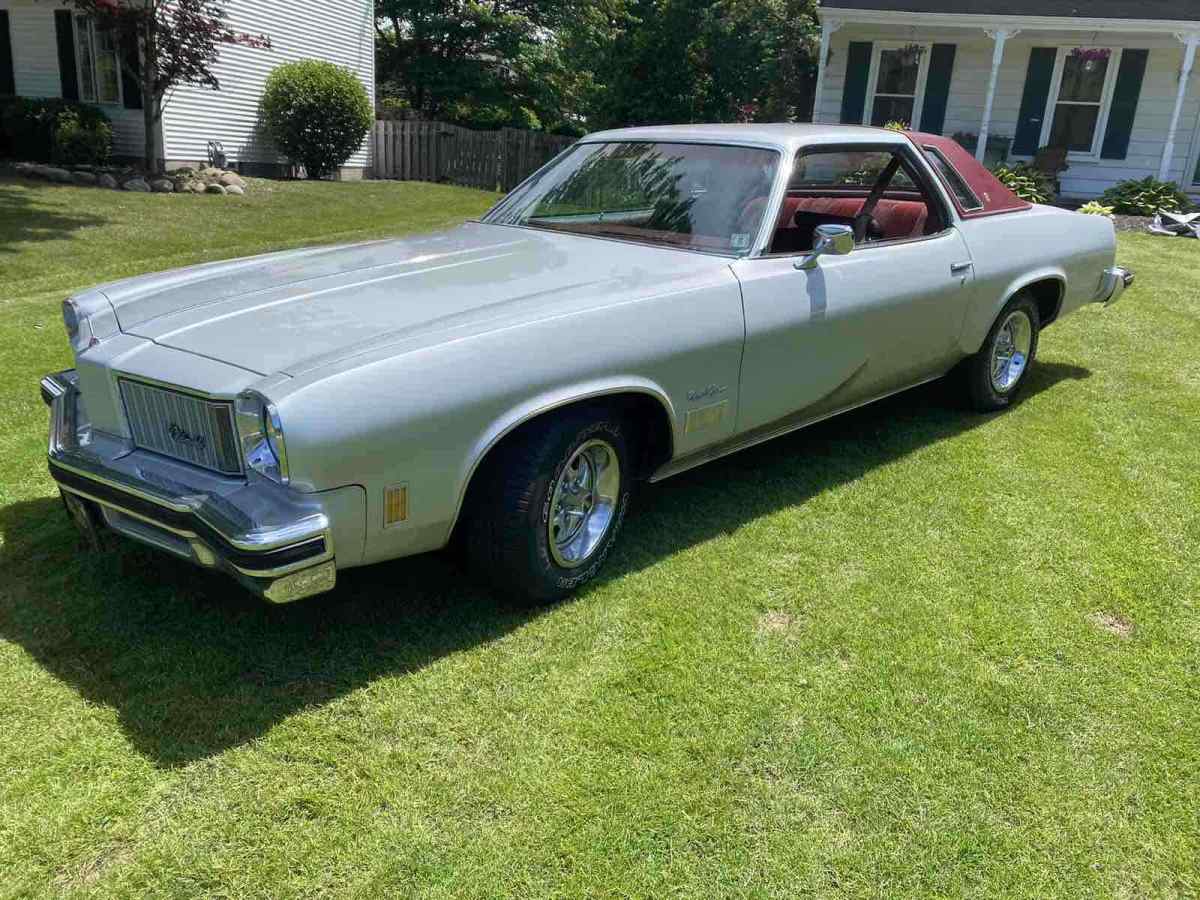 1975 Oldsmobile Cutlass Suspreme - photo 9