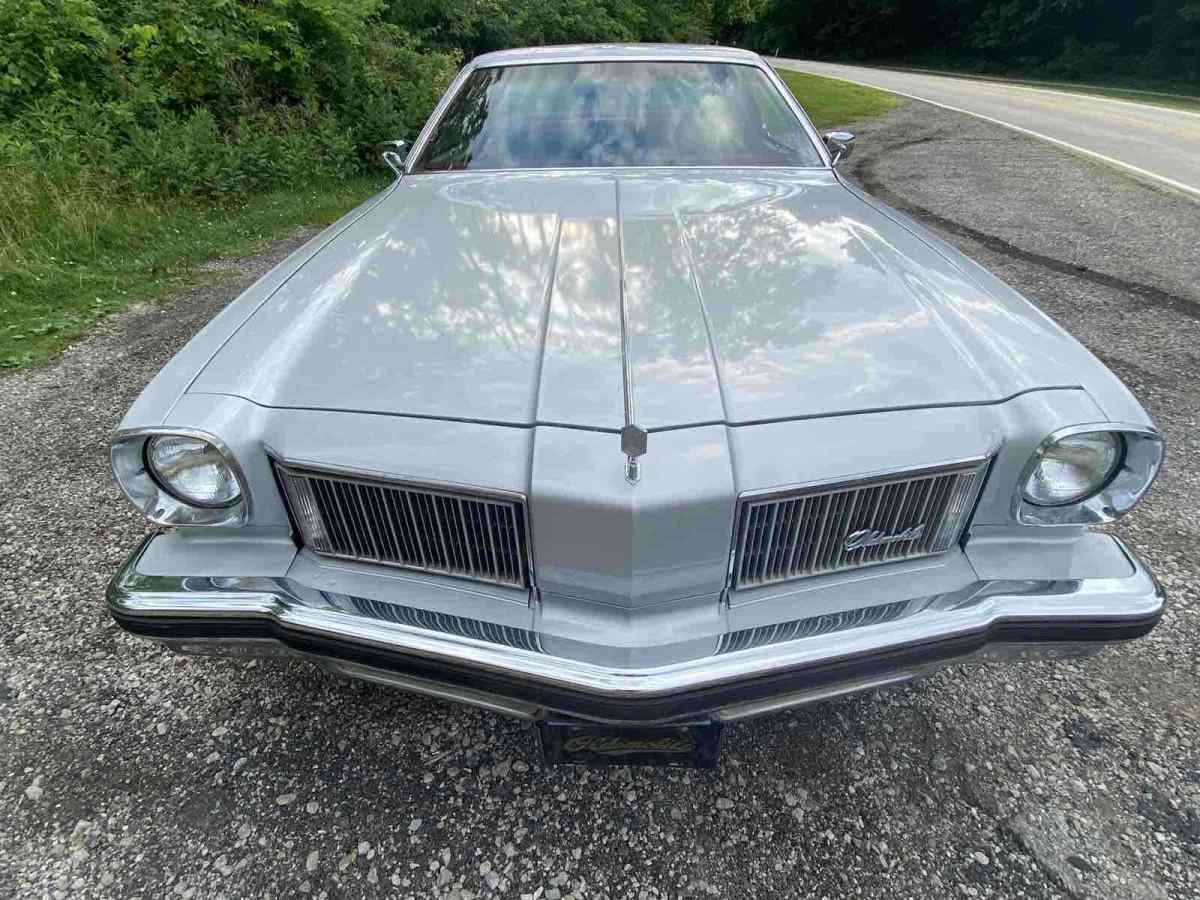 1975 Oldsmobile Cutlass Supreme Classic - photo 9
