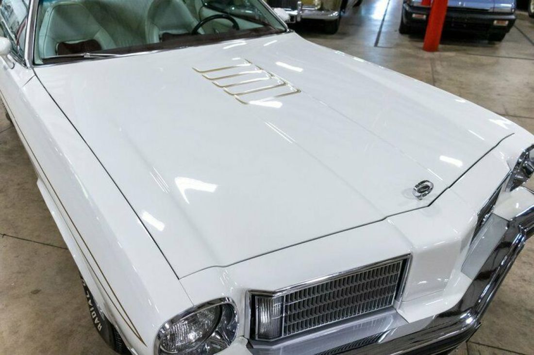 1975 Oldsmobile Cutlass Supreme Hurst Edition - photo 9