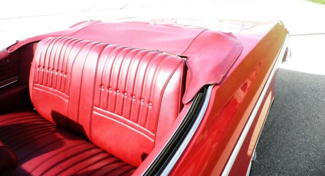 1975 Oldsmobile Eighty-Eight Red - photo 11