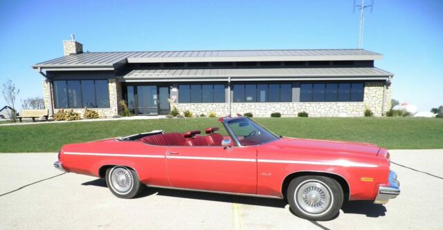 1975 Oldsmobile Eighty-Eight Red - photo 3