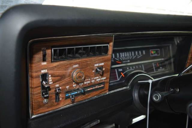 1975 Oldsmobile Delta Eighty-Eight Royale -- - photo 10